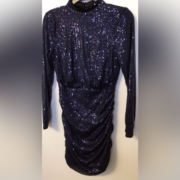 Eilly bazar navy sequin backless dress size XS - Picture 4 of 7